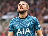 ����� ����