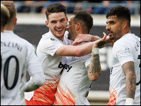 ���� ���