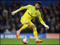 ����� ����