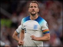 ����� ����