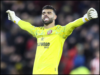 ����� ����