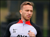 ����� ����