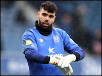 ����� ����