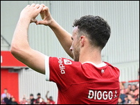 ����� ����