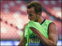 ����� ����