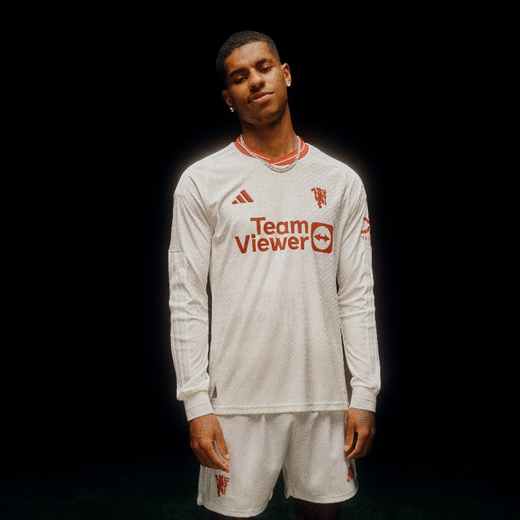 Третий комплект формы Манчестер Юнайтед на сезон 2023/24 Третий комплект формы Манчестер Юнайтед на сезон 2023/24