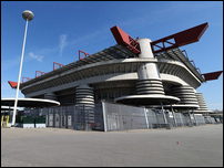 ���-����