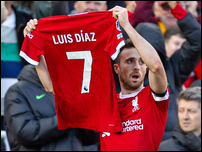 ����� ����