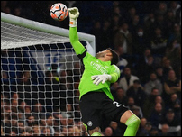 ����� ����