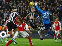 ����� ����