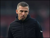 ���� � ���