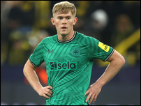 ����� ����