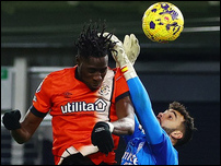 ����� ����