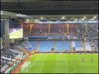 ����� ����