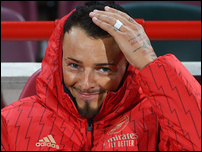 ��� ����