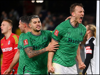 ��� ����