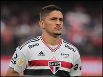 ����� ����