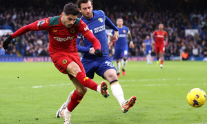 ����� ����