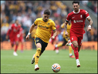 ����� ����