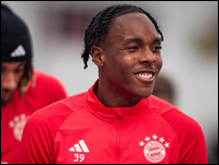 ����� ����