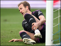 ����� ����