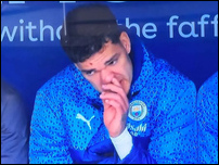 �������