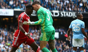 �������