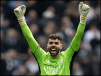 ����� ����