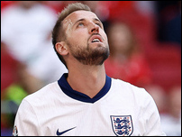 ����� ����