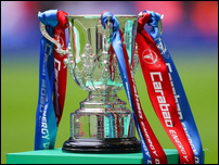 ����� ����