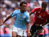 ����� ����