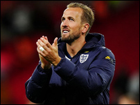 ����� ����