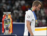 ����� ����