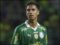 ����� ����