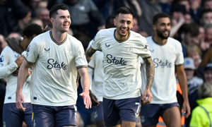 �������