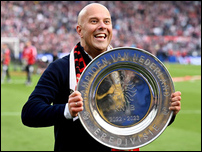 ���� ����