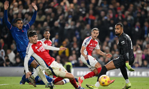 �������