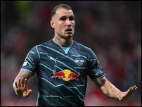 ����� ����