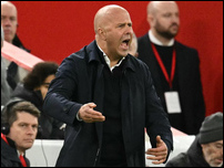 ���� ����