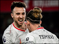 ����� ����