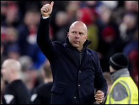 ���� ����