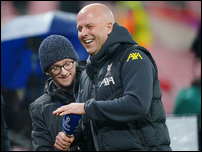 ���� ����