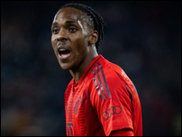 ����� ����