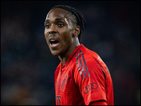 ����� ����