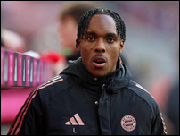 ����� ����