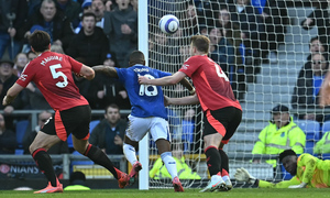 ���� ���