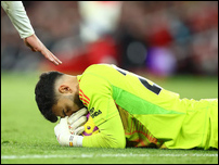 ����� ����