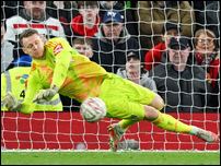 ����� ����