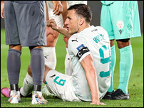 ���� ���