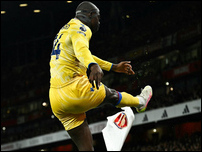 ���-������ ������